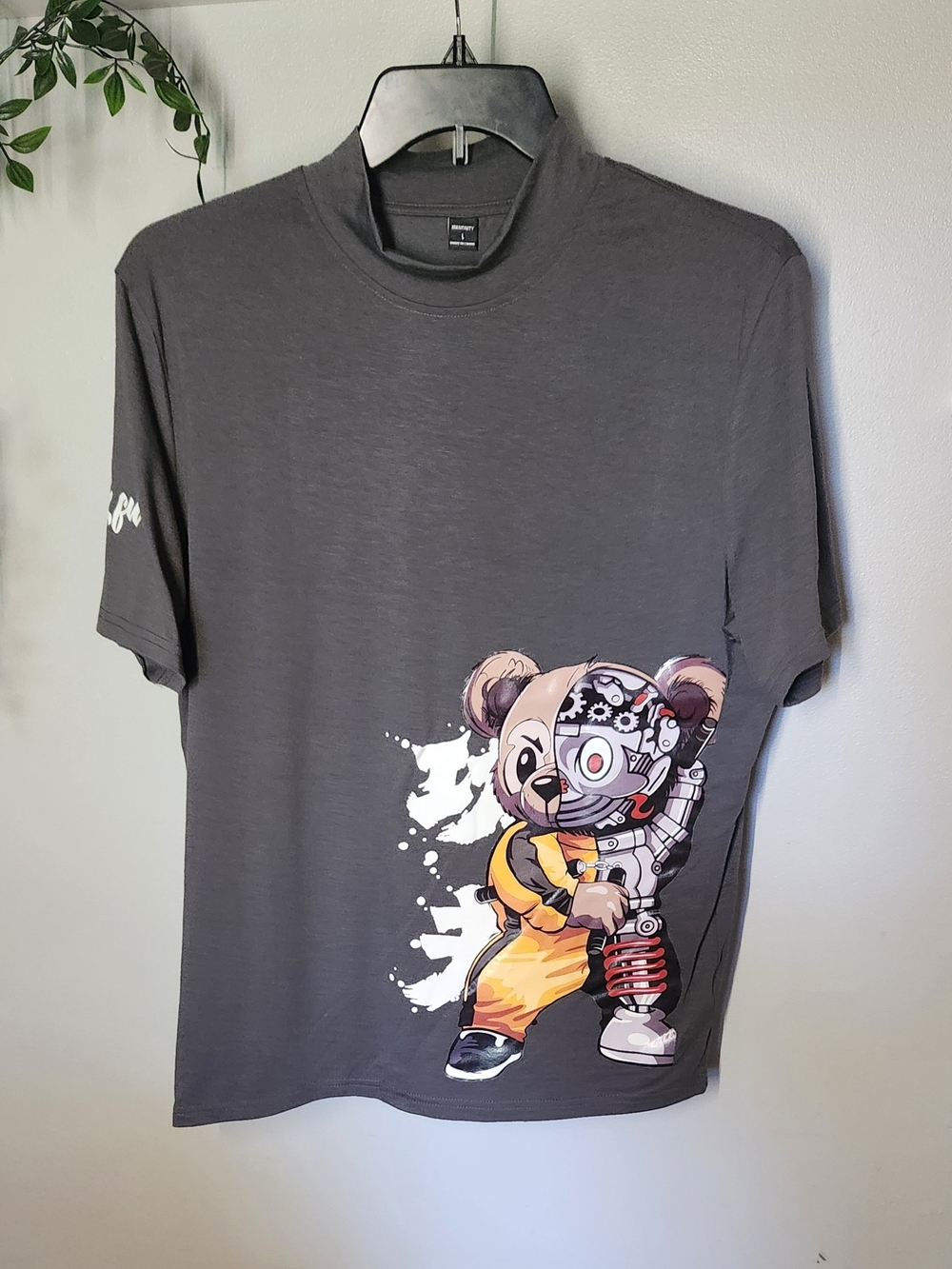 Manfinity Cyborg Teddy Bear Graphic Tee Mock Neck - Gray Large
